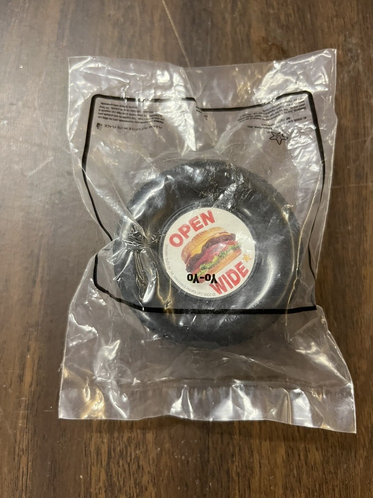 Hardee’s Yo-yo Open Wide  New