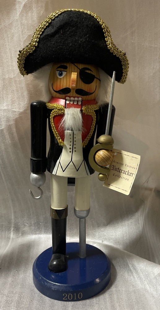 PIRATE NUTCRACKER UNIQUE 15" CHRISTMAS DECORATION