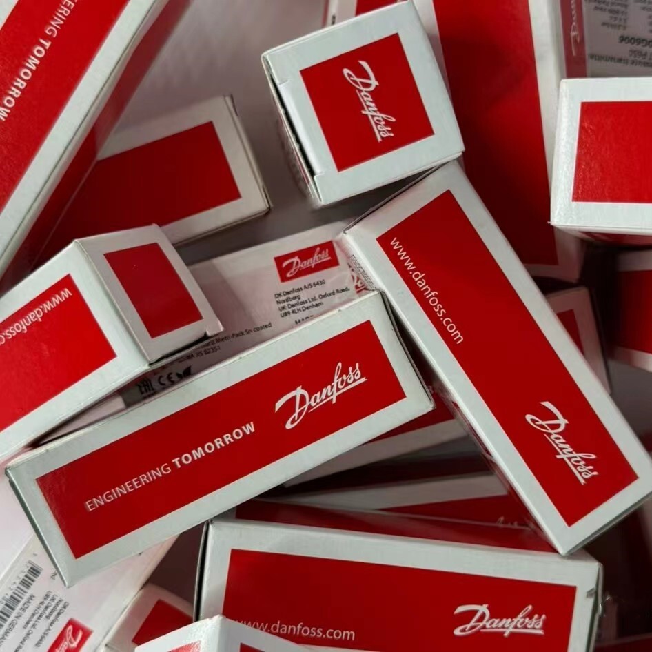 1PC Danfoss 090G6006 pressure transmitter DSTP650