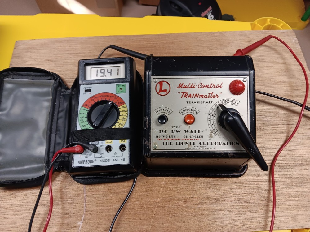 Working Lionel Multi-Control TRAINmaster Transformer Type RW 110 Watts