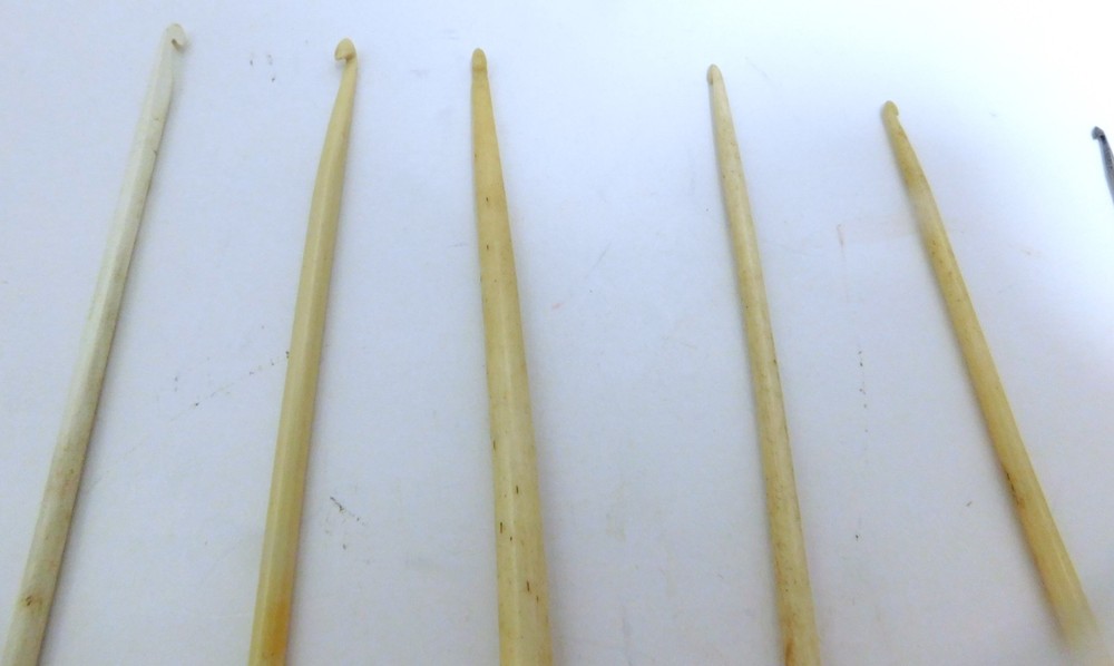 6 Vintage Bovine Bone Crochet Hooks Mixed Sizes