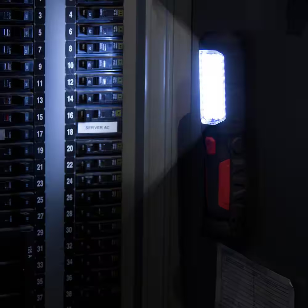 200 Lumen 37 LED Worklight Flashlight