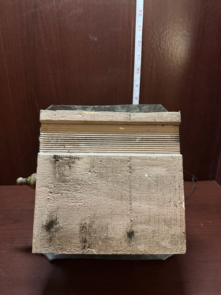 Birdhouse By Mr. Willi