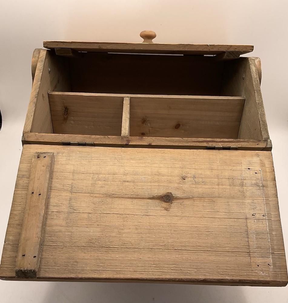 Ashland Hinged Divided Wood Container With Handle New