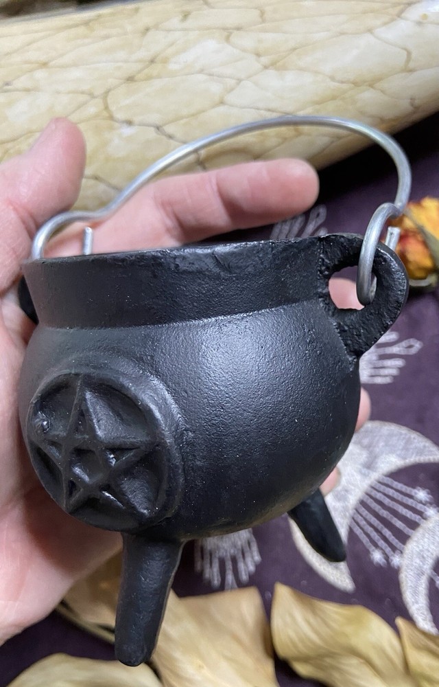 Mini Cast Iron Cauldron With Pentacle, Pagan, Witchcraft, Altar Tools, Voodoo