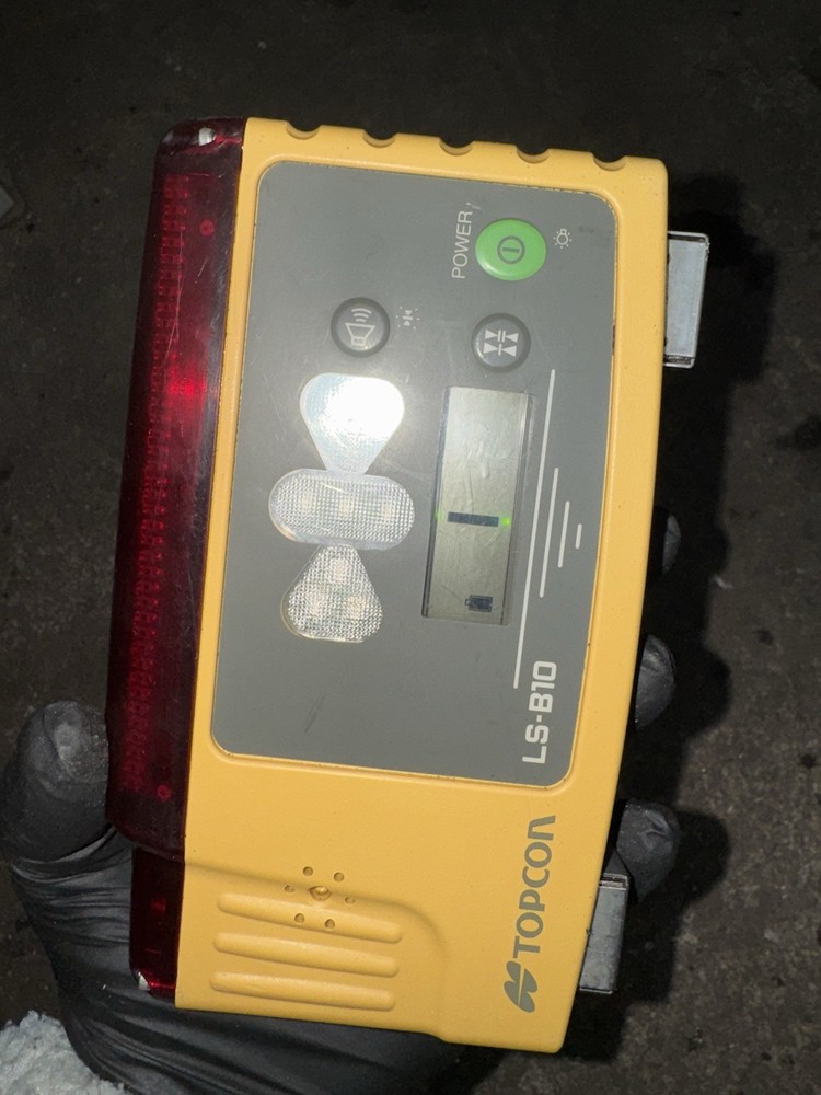 Topcon LS-B10 Magnetic Mount Laser Receiver