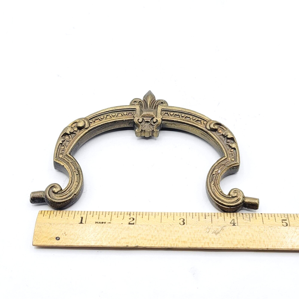 Vintage Single Brass Ornate Bail Pull for 4.25" Pull Handle Replacement 0082