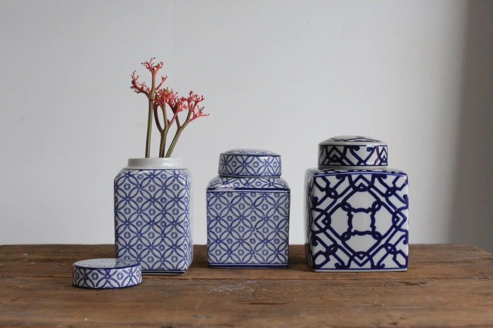 Blue & White Ceramic Ginger Jar with Lid