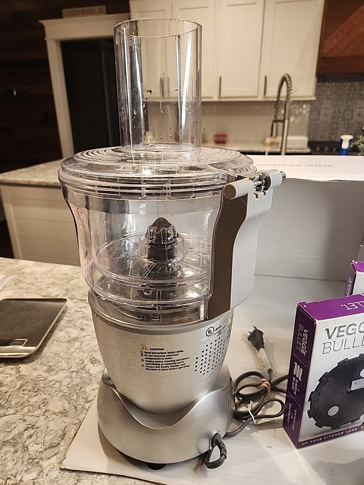 Magic Bullet Veggie Bullet VB-102 Electronic Food Processor Needs Pushers