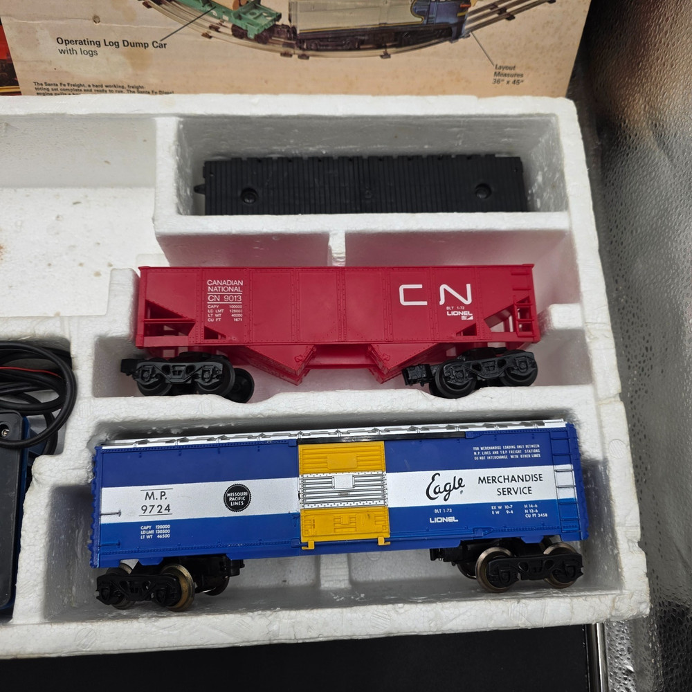Vintage Lionel Train Set #6-1-383 UNTESTED