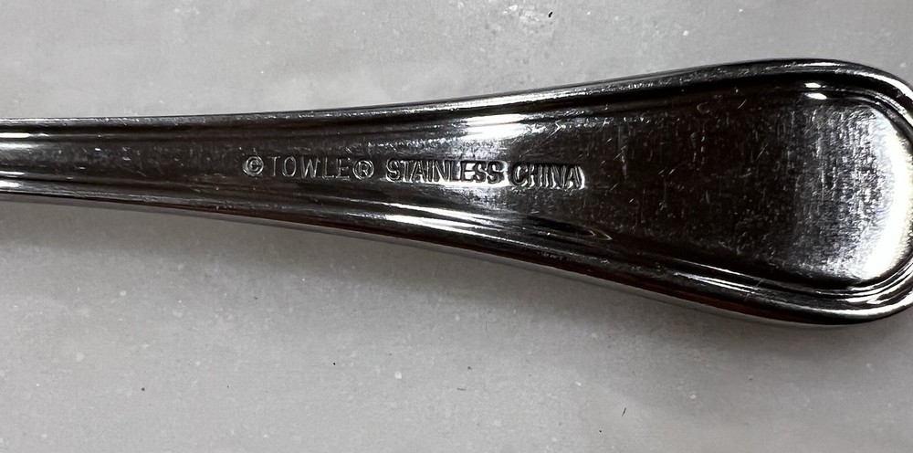 TOWLE Stainless Steel FORK Silverware Flatware COLCHESTER Dinner Fork