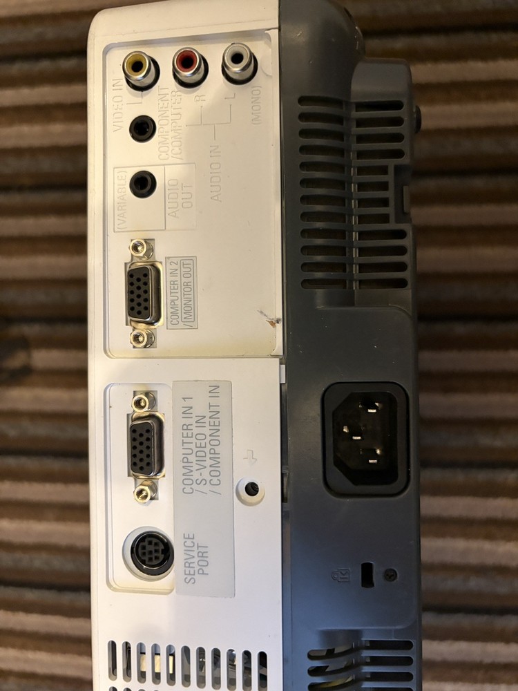 Sanyo Pro Xtrax Multiverse Projector PLC-XW57