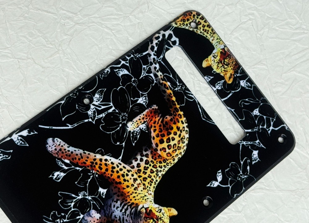 New-For Fender Stratocaster Style Guitar Pickguard backplate Leopard Pattern