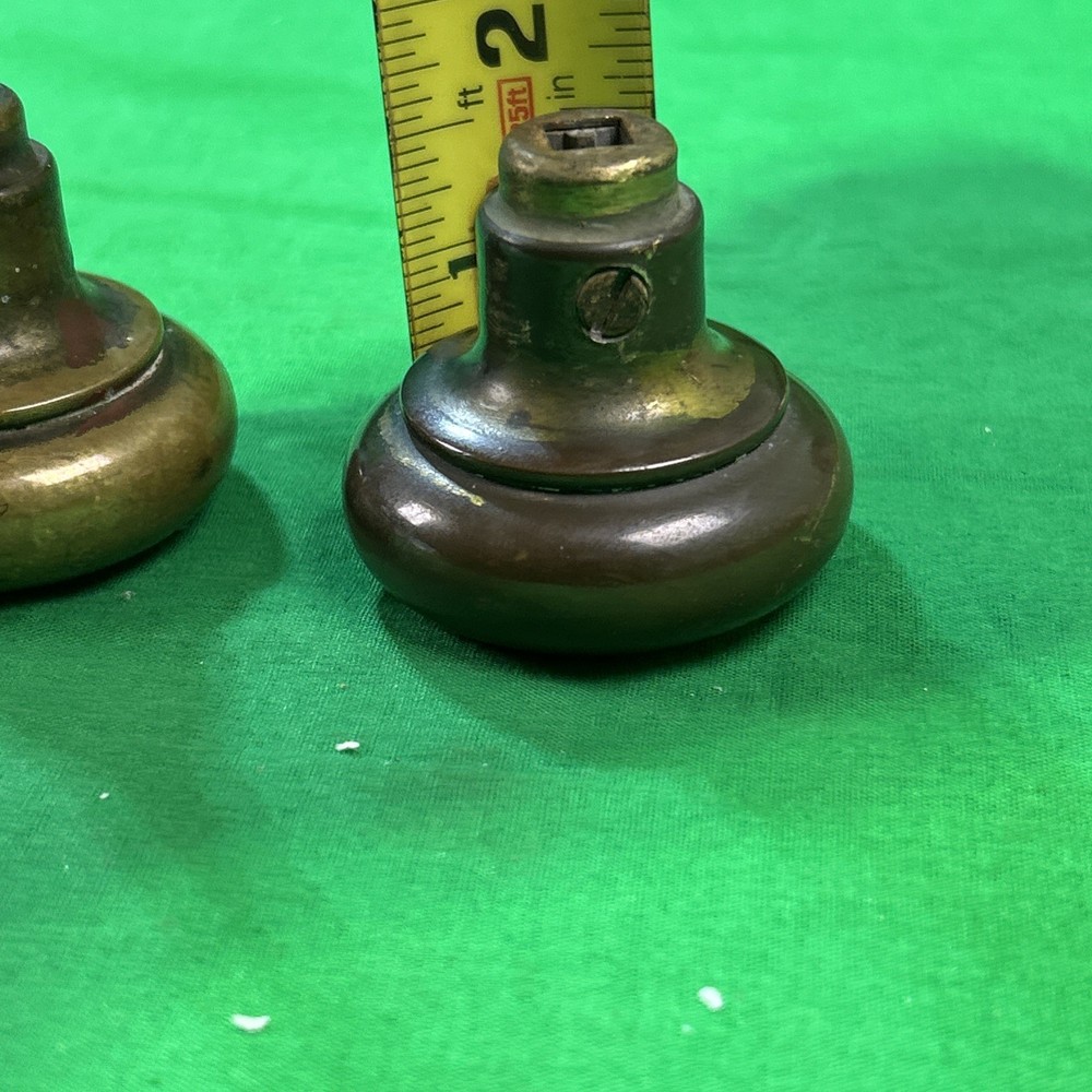 ANTIQUE BRASS DOOR KNOBS & Swivel SPINDLE 2” Knobs
