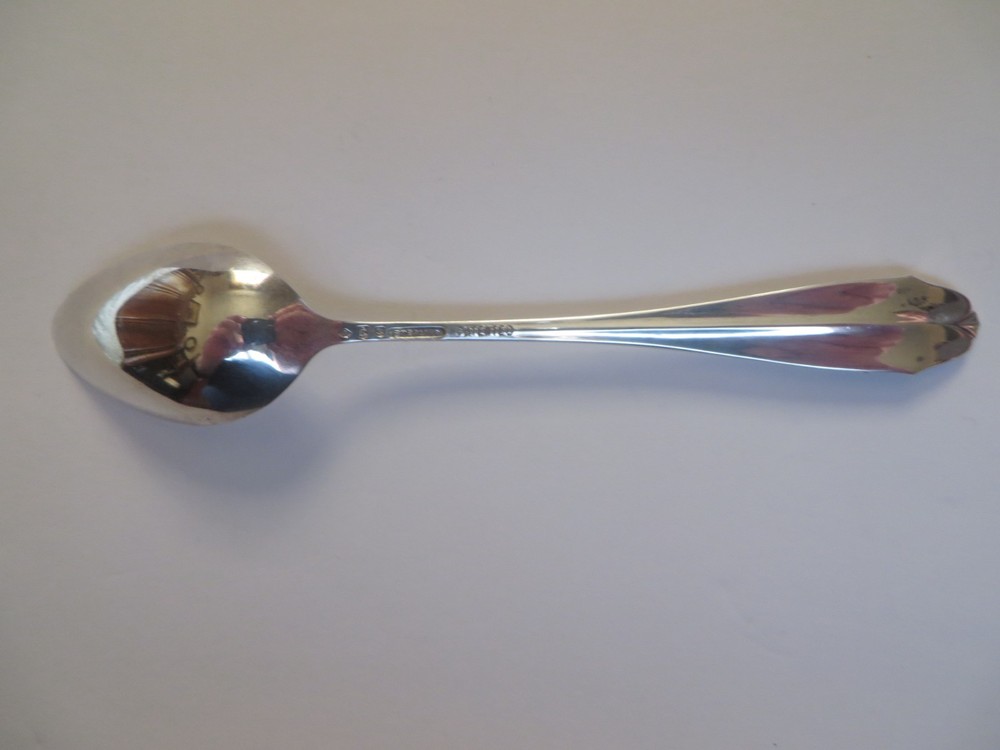 Robbins Bear Handle 5 5/8" Sterling Silver Souvenir Spoon