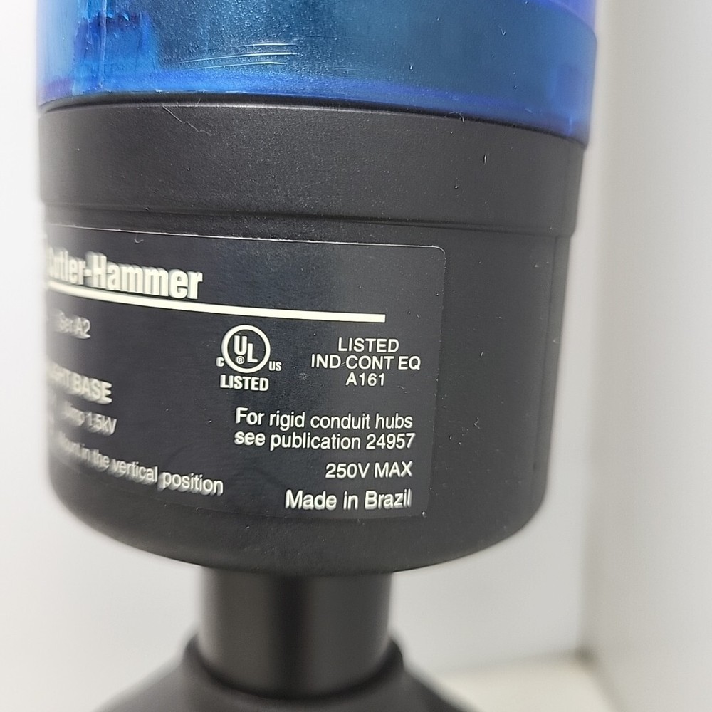 Cutler Hammer E26BL Stacklight Base With 4 Lights Ser A2 250V Max Used