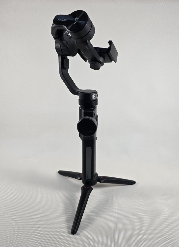 Zhiyun Smooth 4 Smartphone Gimbal Stabilizer Black 3‑Axis iPhone Android Tested
