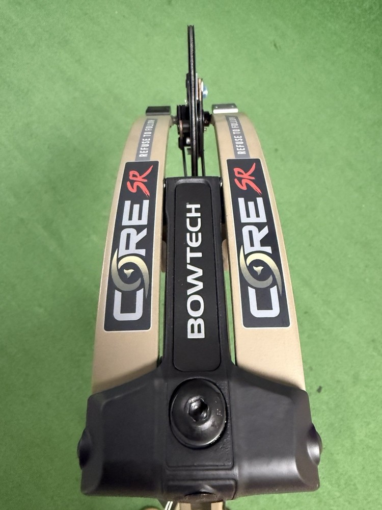NEW Bowtech Core SR in Sandstone Right Hand 70# 25-30" Compound Bow