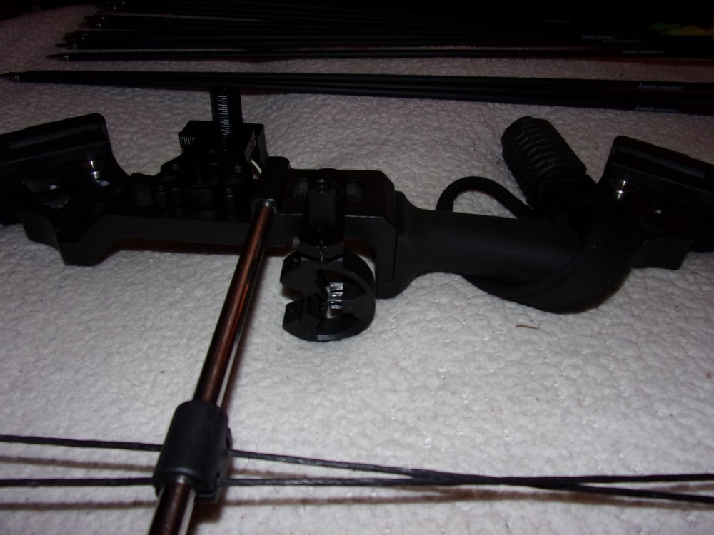 Aimdor Archery Amazon Special Adult Compound Bow Set