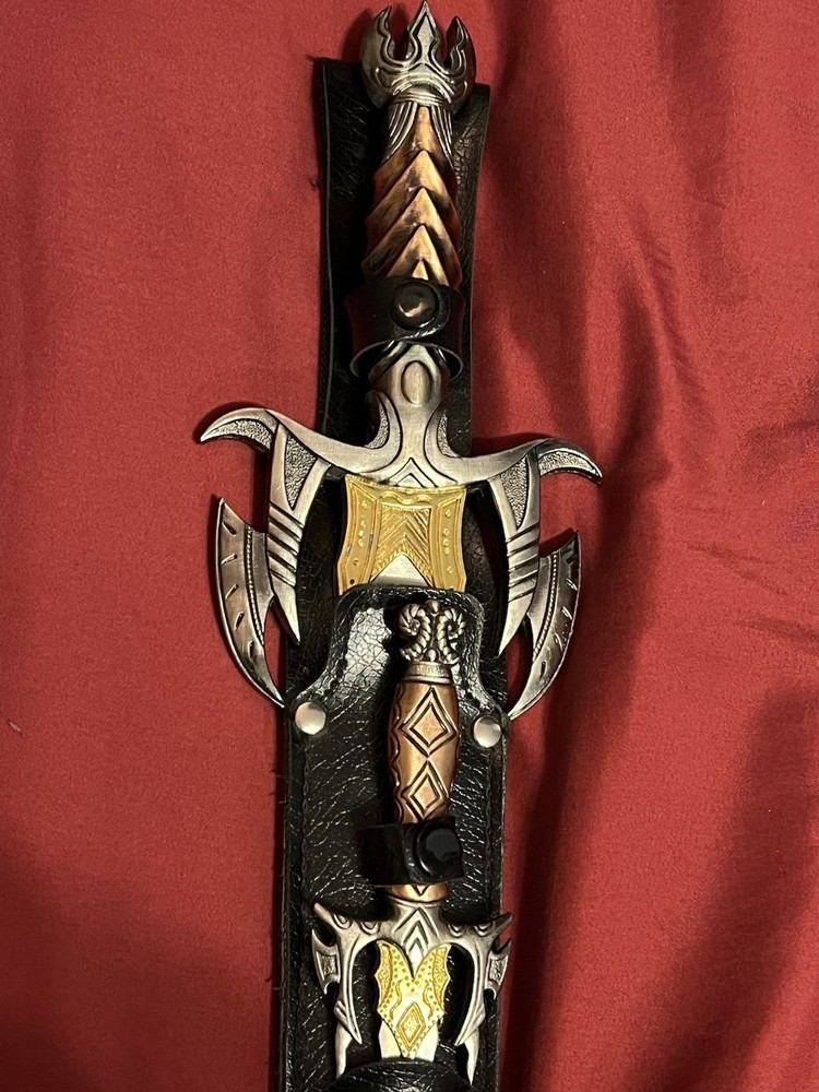 Dual Celtic Daggers