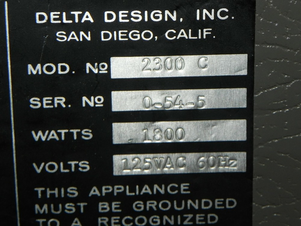 Delta Design 2300D Temperature Chamber