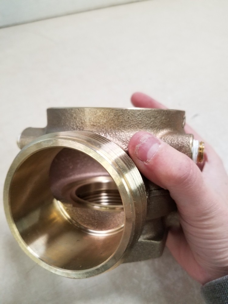 Zurn Pressure Reducing Fire Hose Valve 2-1/2" Angle Body