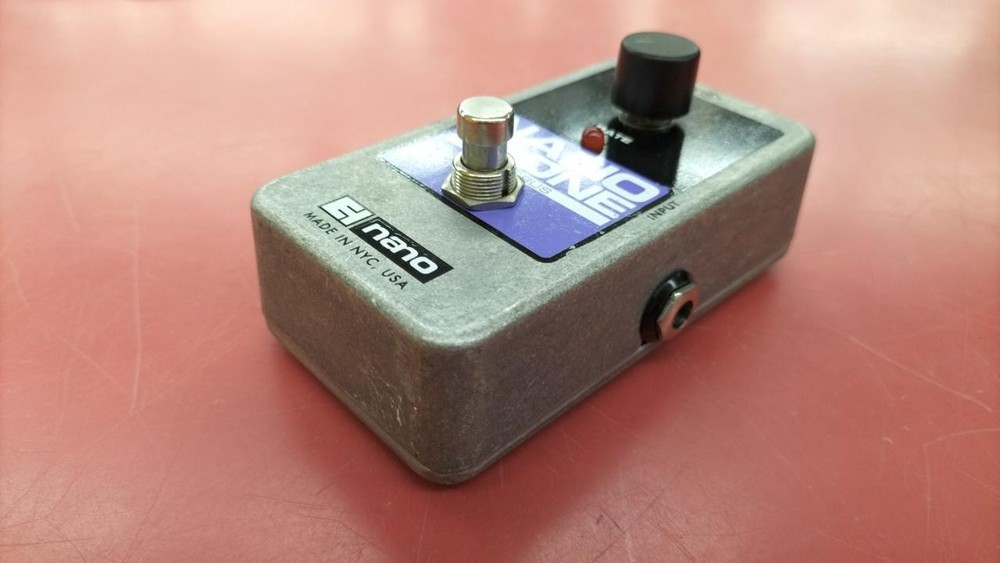 Electro Harmonix Nano Clone Chorus Effector