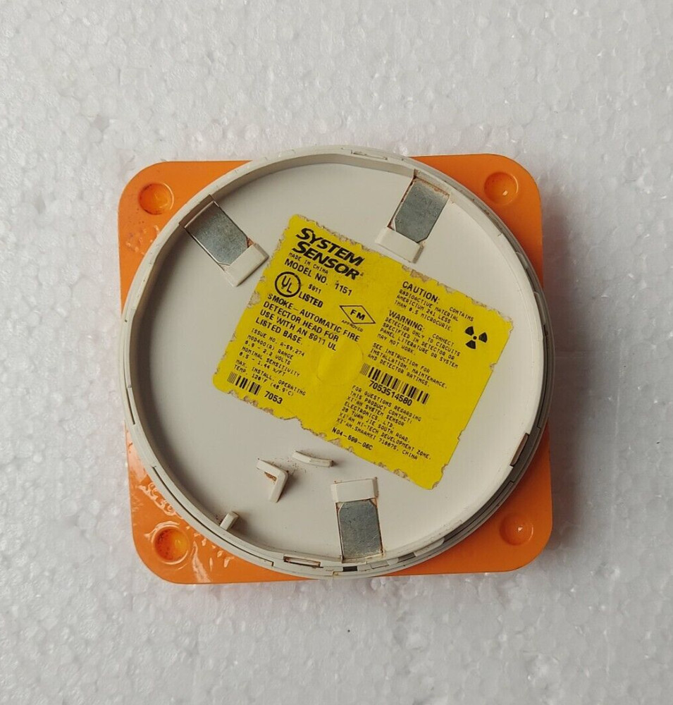 NEW SYSTEM SENSOR 1151 SMOKE AUTOMATIC FIRE DETECTOR HEAD