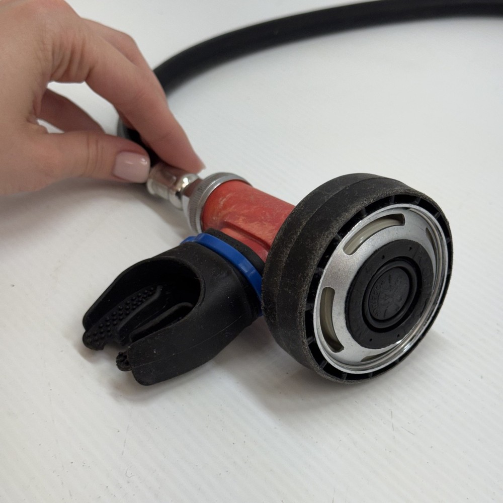 Vintage Poseidon Scuba Regulator Set First & Second Stage w/ Hose – Untested