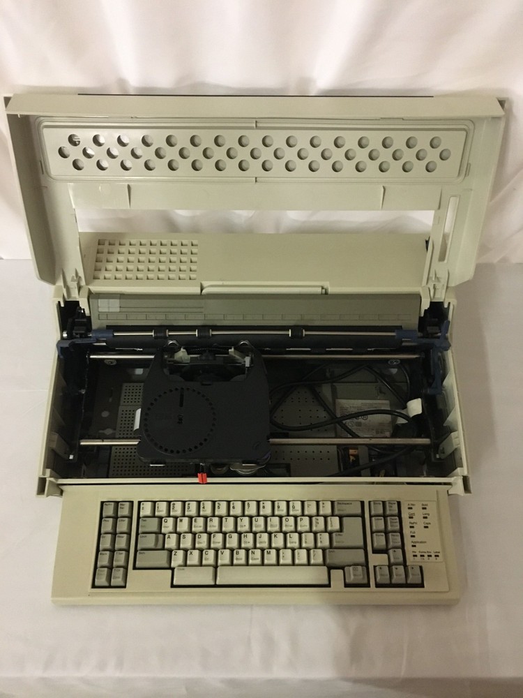 IBM Wheelwriter 1500 By Lexmark - Typewriter - Untested