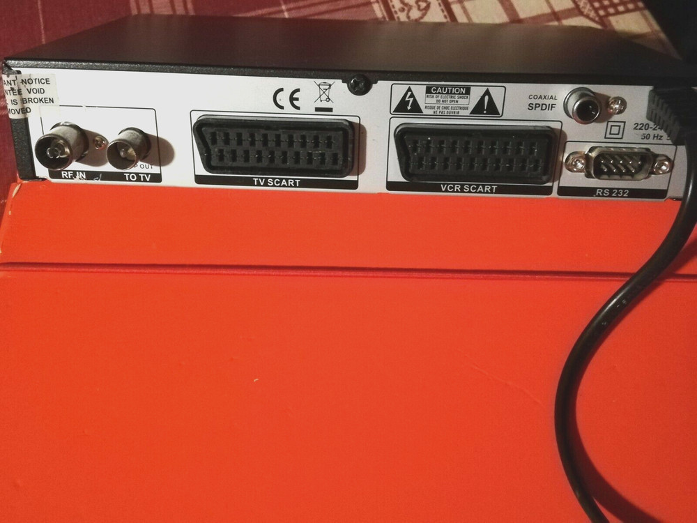 TELE SYSTEM DVB T-1 TS6207 - Digital Terrestrial Decoder with Remote Control - Black