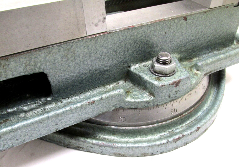 NICE! 4" MILLING MACHINE VISE w/ ROTARY BASE & JAWS