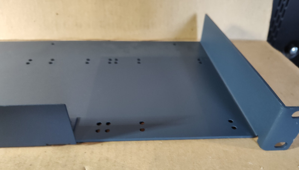 Broadcast Tools RM-3 rack shelf