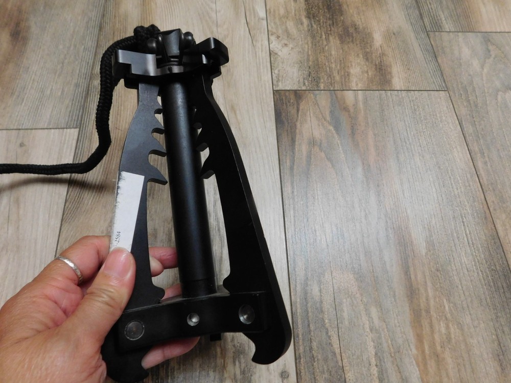 TR GEAR BLACK COLLAPSIBLE GRAPPLING HOOK