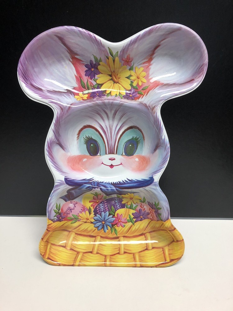 1 Vintage Easter Bunny Rabbit Divided Cookie Treat Plastic Serving Tray