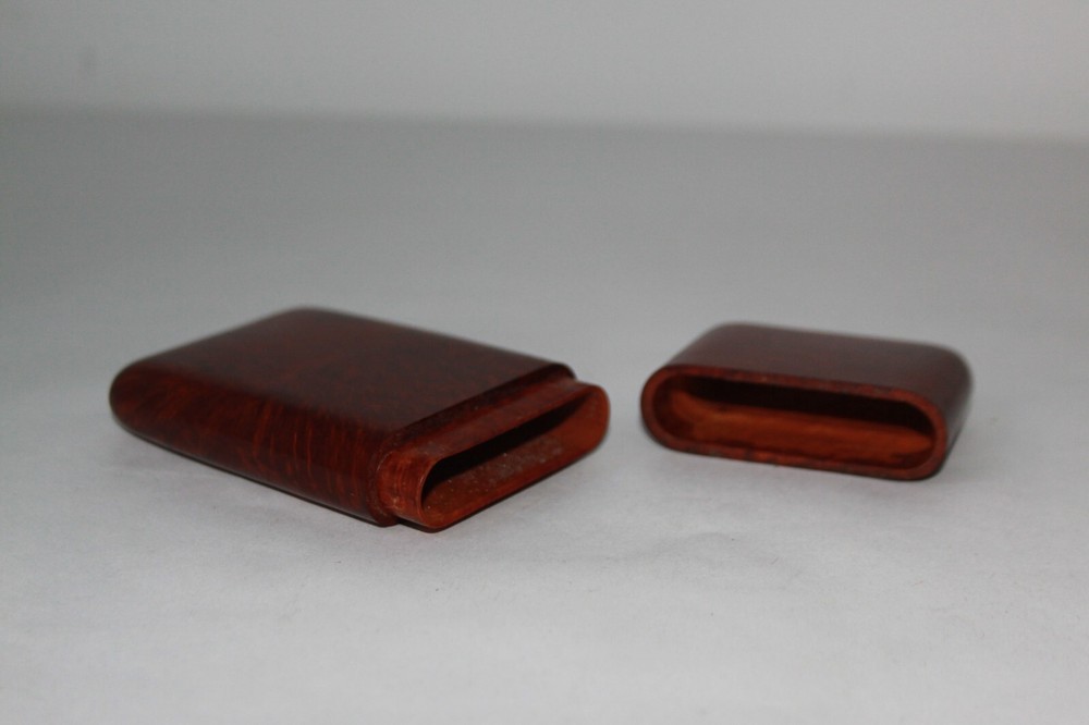 Root Cigar Holder and Cigar Holder