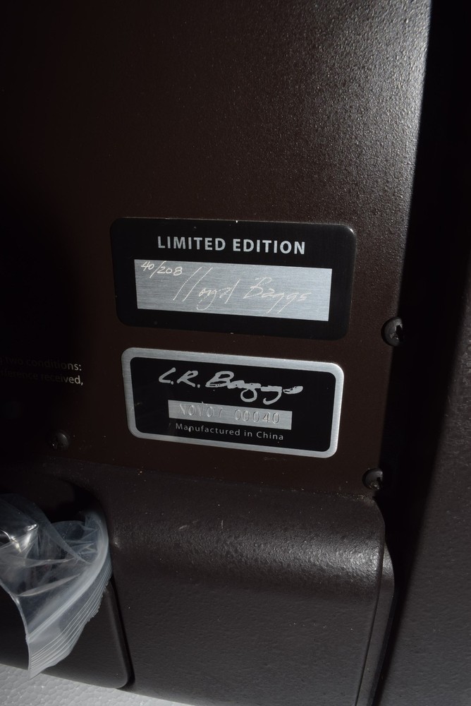 LR Baggs Acoustic Reference Amplifier - Limited Edition - China