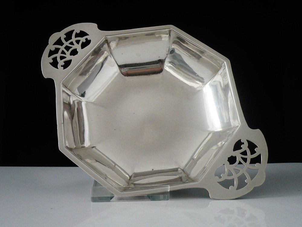 Sterling Silver Quaich, Emile Viner, Sheffield 1936, Openwork Handles