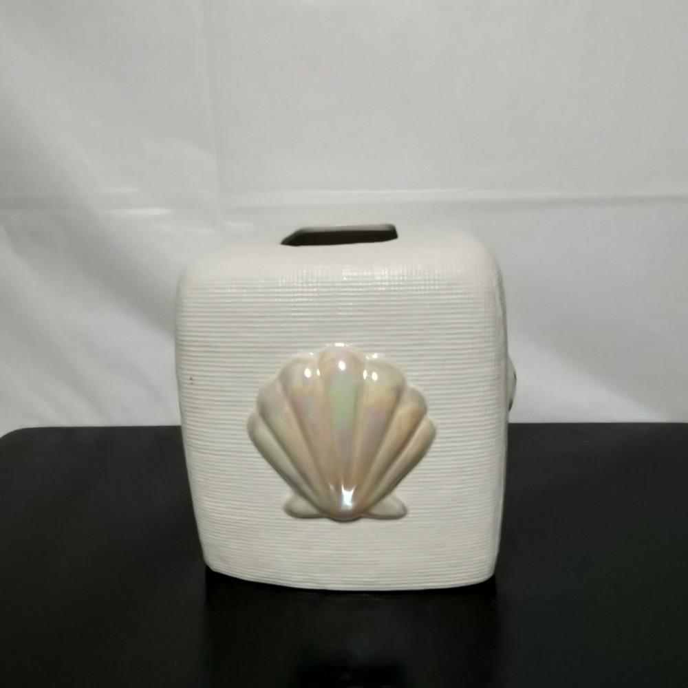 Elegant Porcelain Tissue Box Cover
