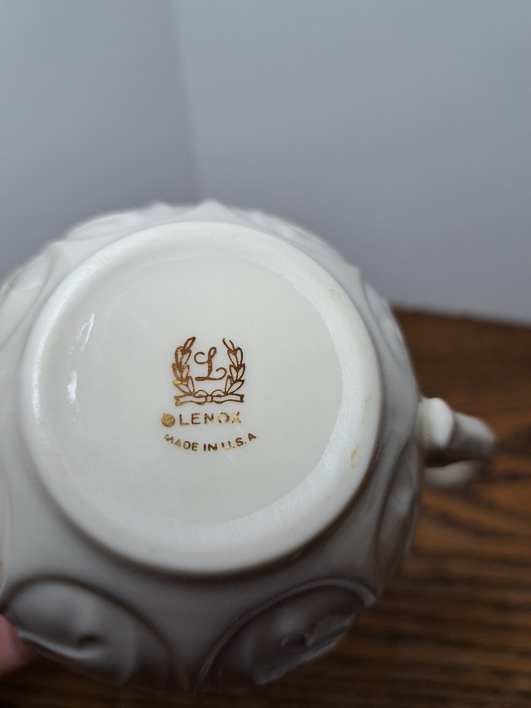 Lenox Creamer Woodland Cabbage Design