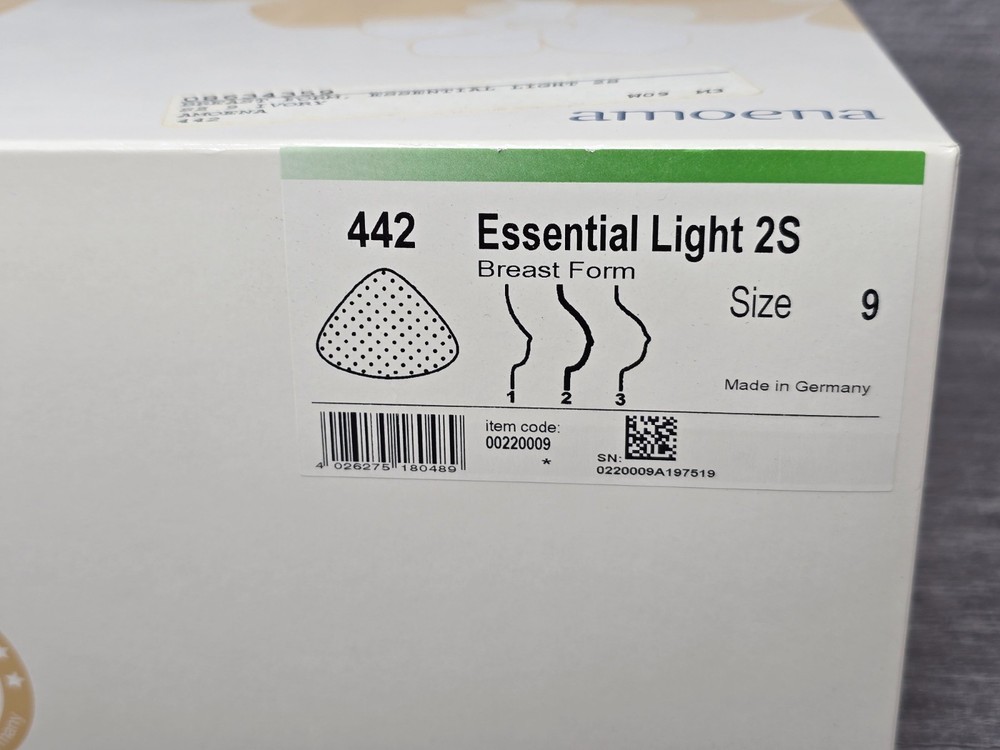 Amoena 442 Essential Light 2S Prosthesis Size 9