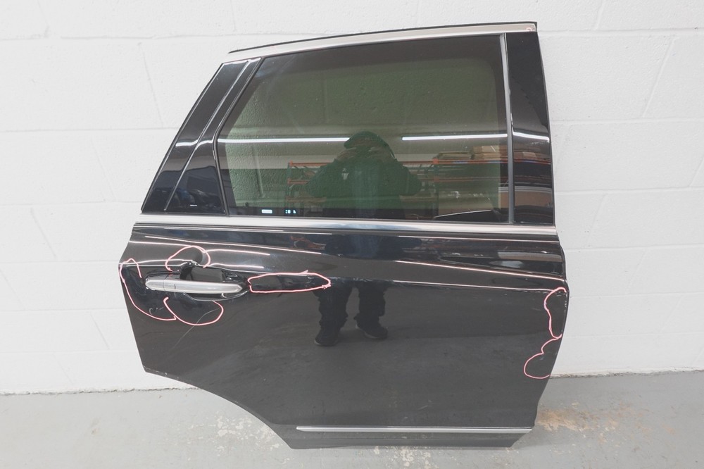 2017-2024 CADILLAC XT5 RIGHT SIDE REAR DOOR (OEM) COMPLETE