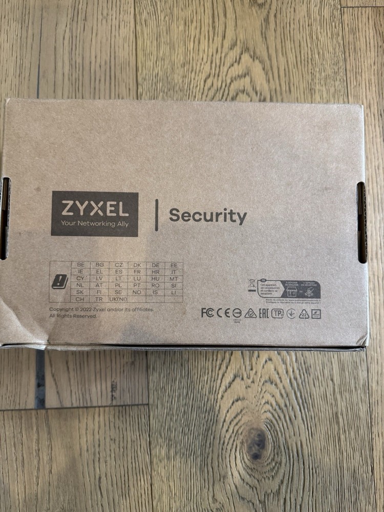 Zyxel USGFLEX100W UTM And VPN Firewall