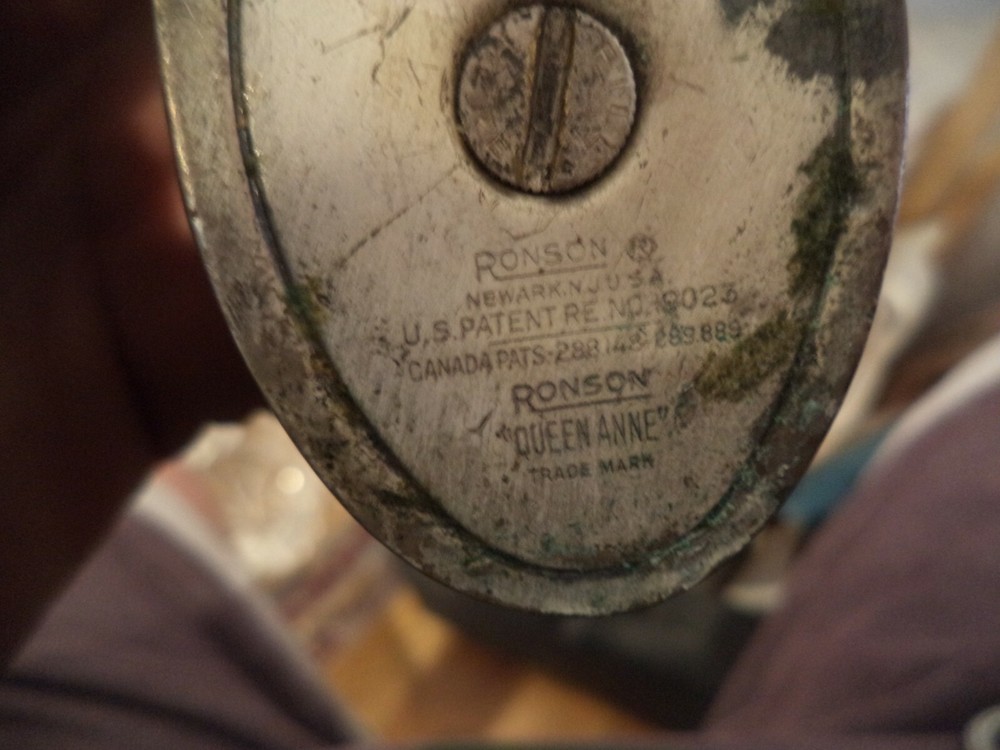 Vintage RONSON Queen Anne Silver Plated Table Lighter