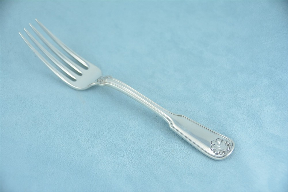 Tiffany & Co. Shell & Thread Sterling 6-3/4" Luncheon Dinner Fork No Monogram
