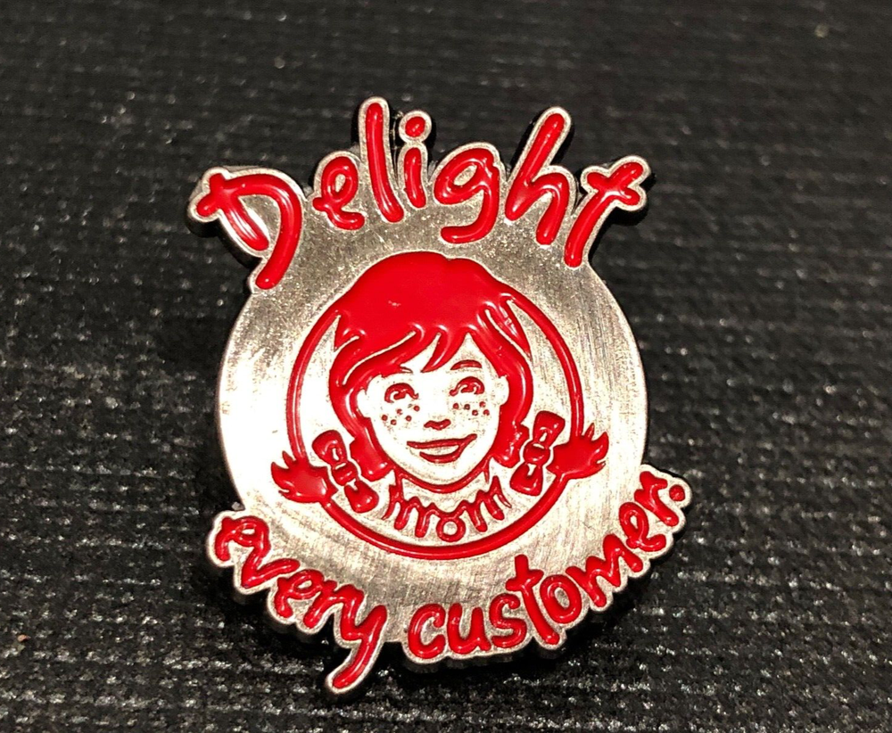 Wendy's Restaurants & Fast Food Hat / Lapel Pin ~ab