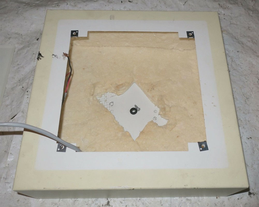 Wall Mounted Building Speaker Box w Speaker