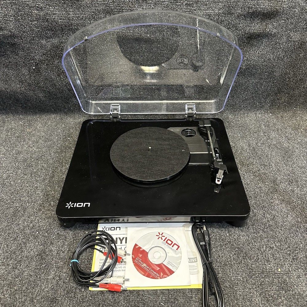 ION Classic LP Mac & PC USB Conversion Turntable Digital Music Record Player