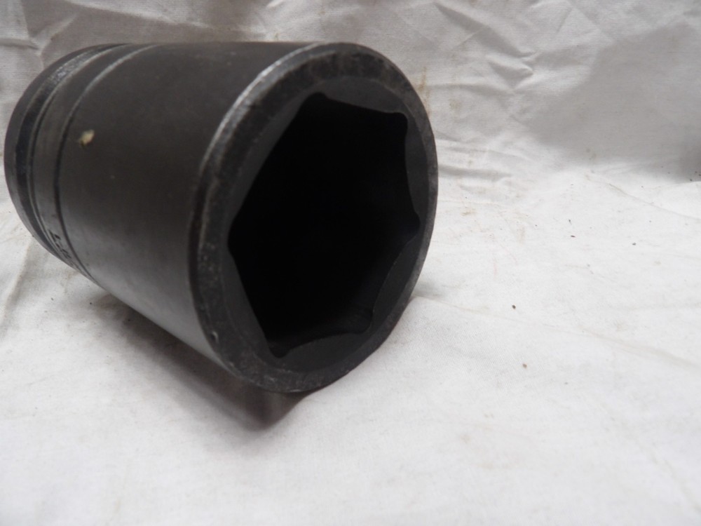Urrea 1" Drive 1-11/16" Impact Socket 10027