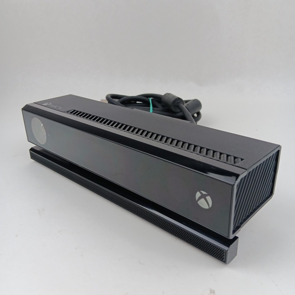 Microsoft Xbox One Kinect Sensor Model 1520 Motion Camera Voice Controls Tested
